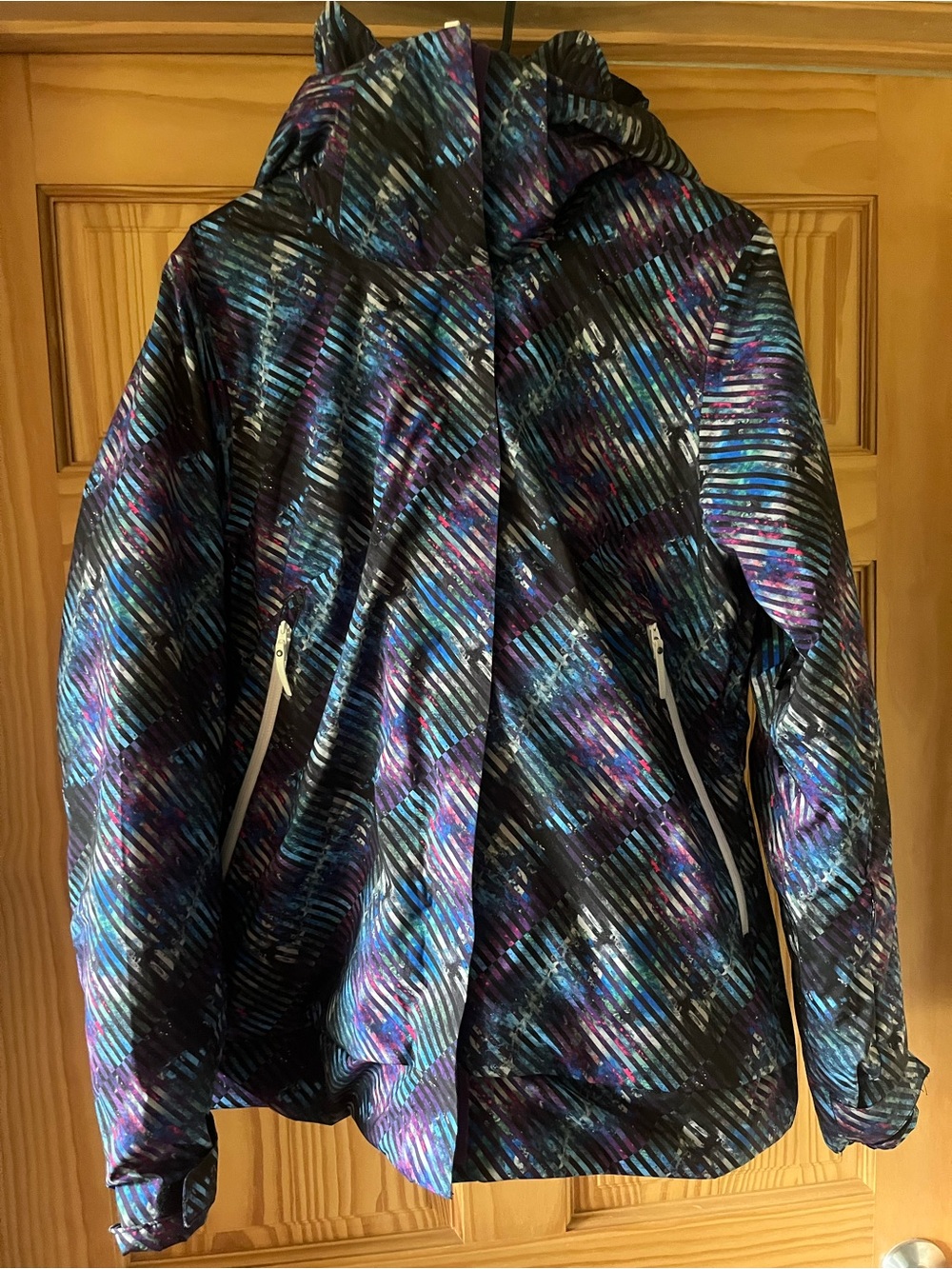 Helly Hansen Women's Black Multi-Color Ski Jacket with Hood